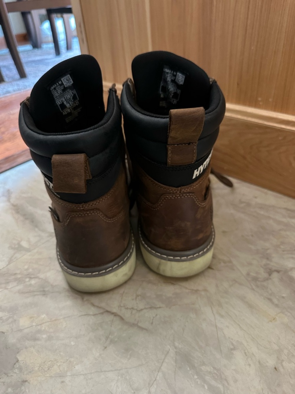 Hytest Waterproof Work Boots for Men - Picture 2 of 5